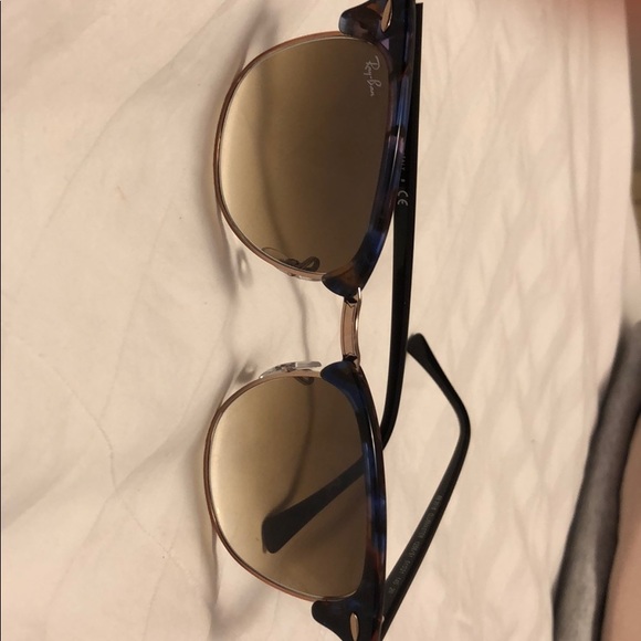 Raybans - Picture 3 of 4